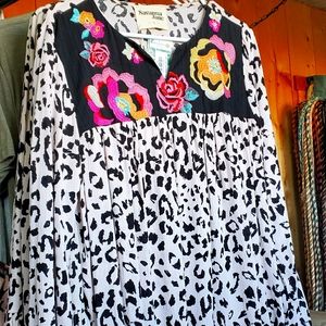 Snow Leopard Savanna Jane Top